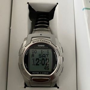 🔥NEW Vintage Casio Wristwatch Camera